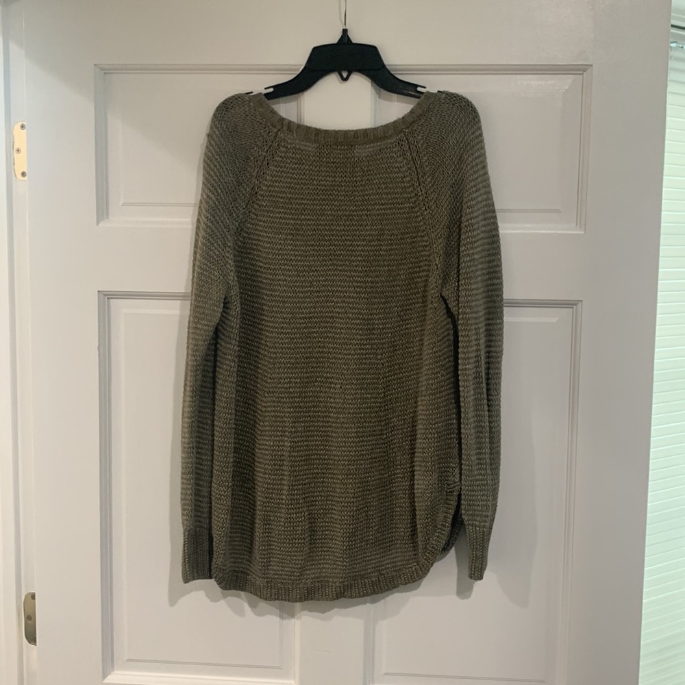 Sweater - Picture 3 of 3